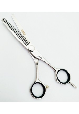Kyoto Berber & Kuaför Saç Kesim Makasları 17 Kyoto Berber & Kuaför Saç Kesim Makasları 17